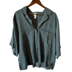 H&M Slouched Teal Button Up